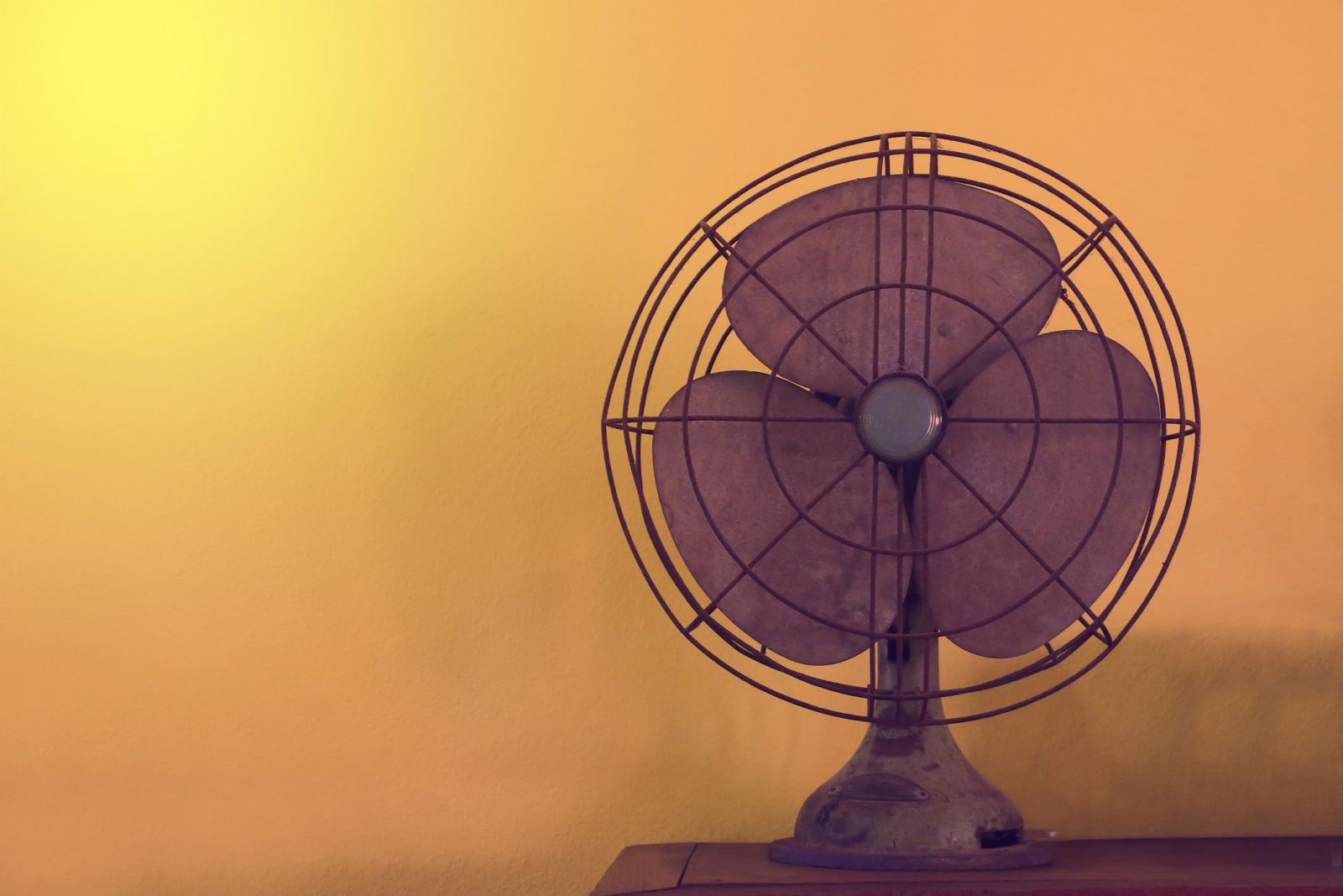 Ventilátor vs. klíma. Čo uprednostniť pri horúcich dňoch? - PVM Systém